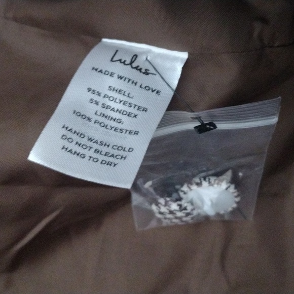 Lulu's Classic Gray Blazer - Picture 5 of 7